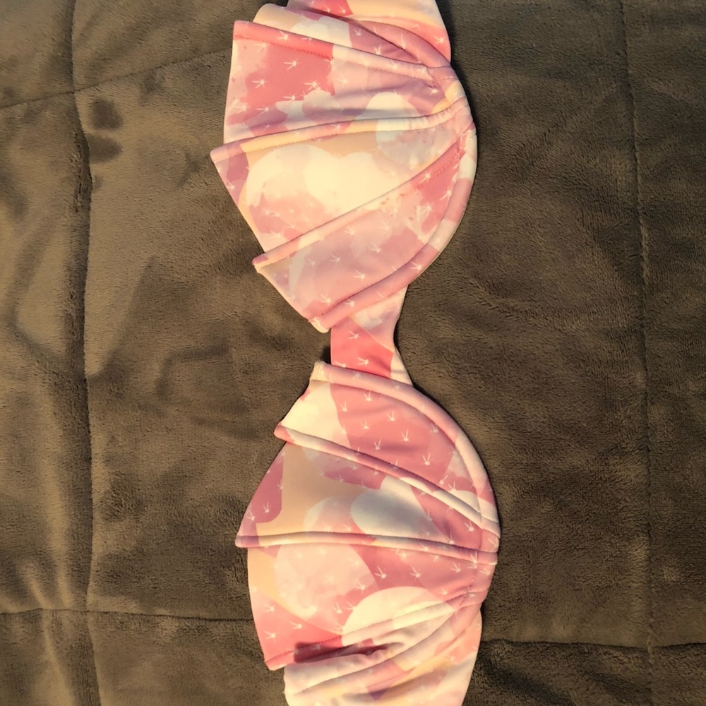 Moana bikini top looks like shells